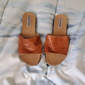 STEVE MADDEN KARYLON SANDALS